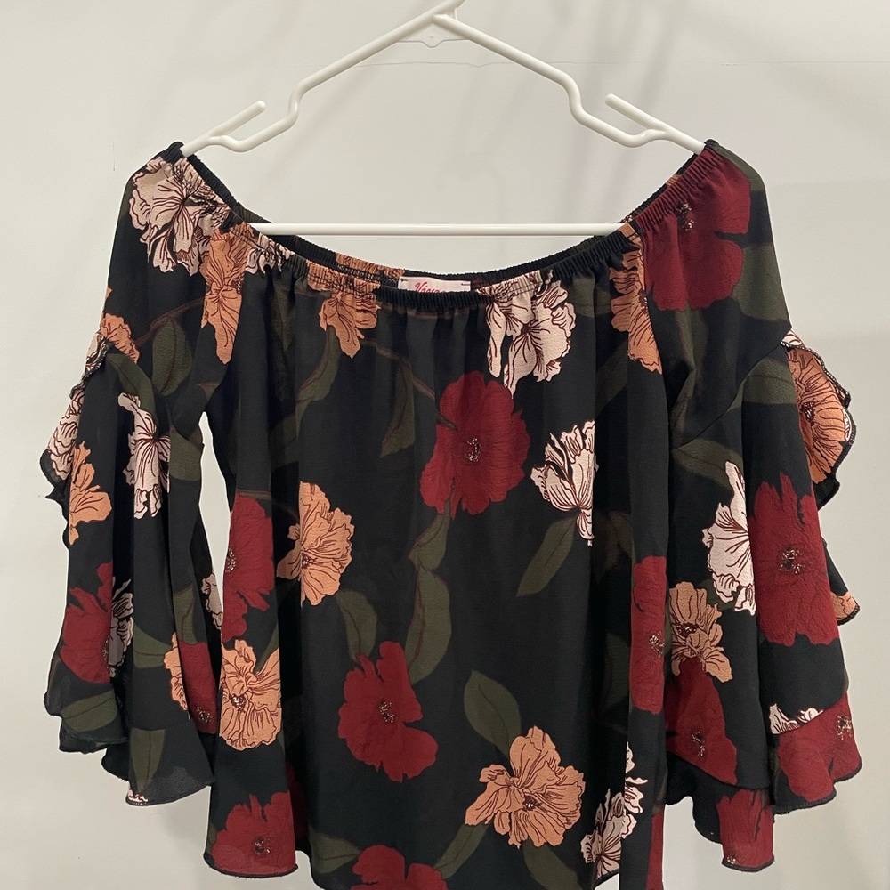 Floral Off-Shoulder Blouse